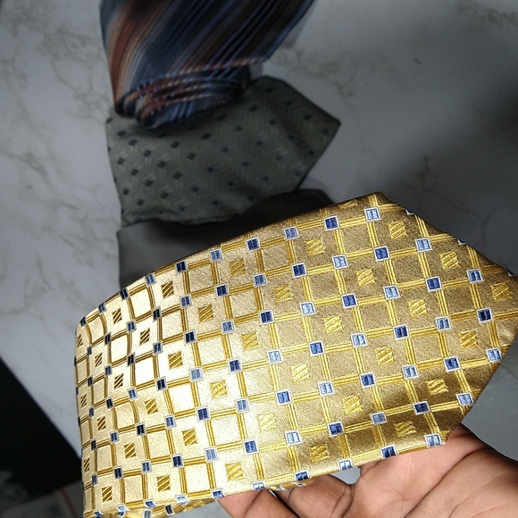 Silk Tie lot Geoffrey Beene Joseph Abboud - Picture 3 of 10